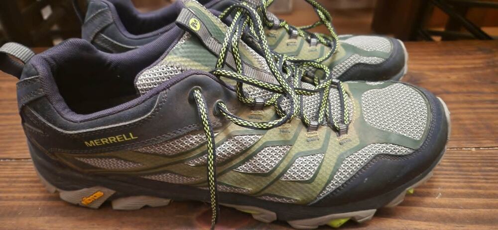 Merrell Men’s Hiking Trail Shoes Green/Black Vibram Sole Size 15